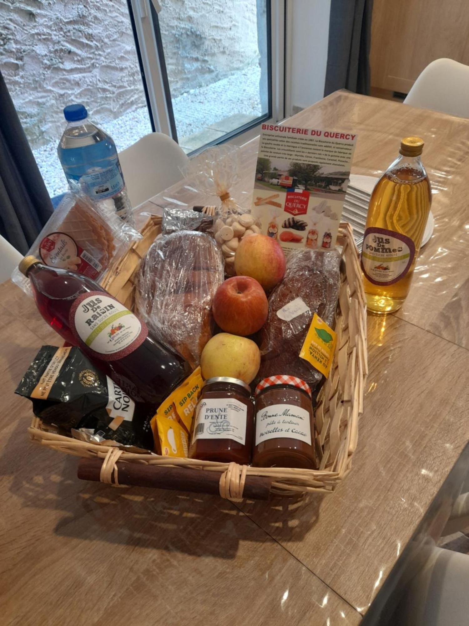 Gite De La Tour Montcuq Zewnętrze zdjęcie